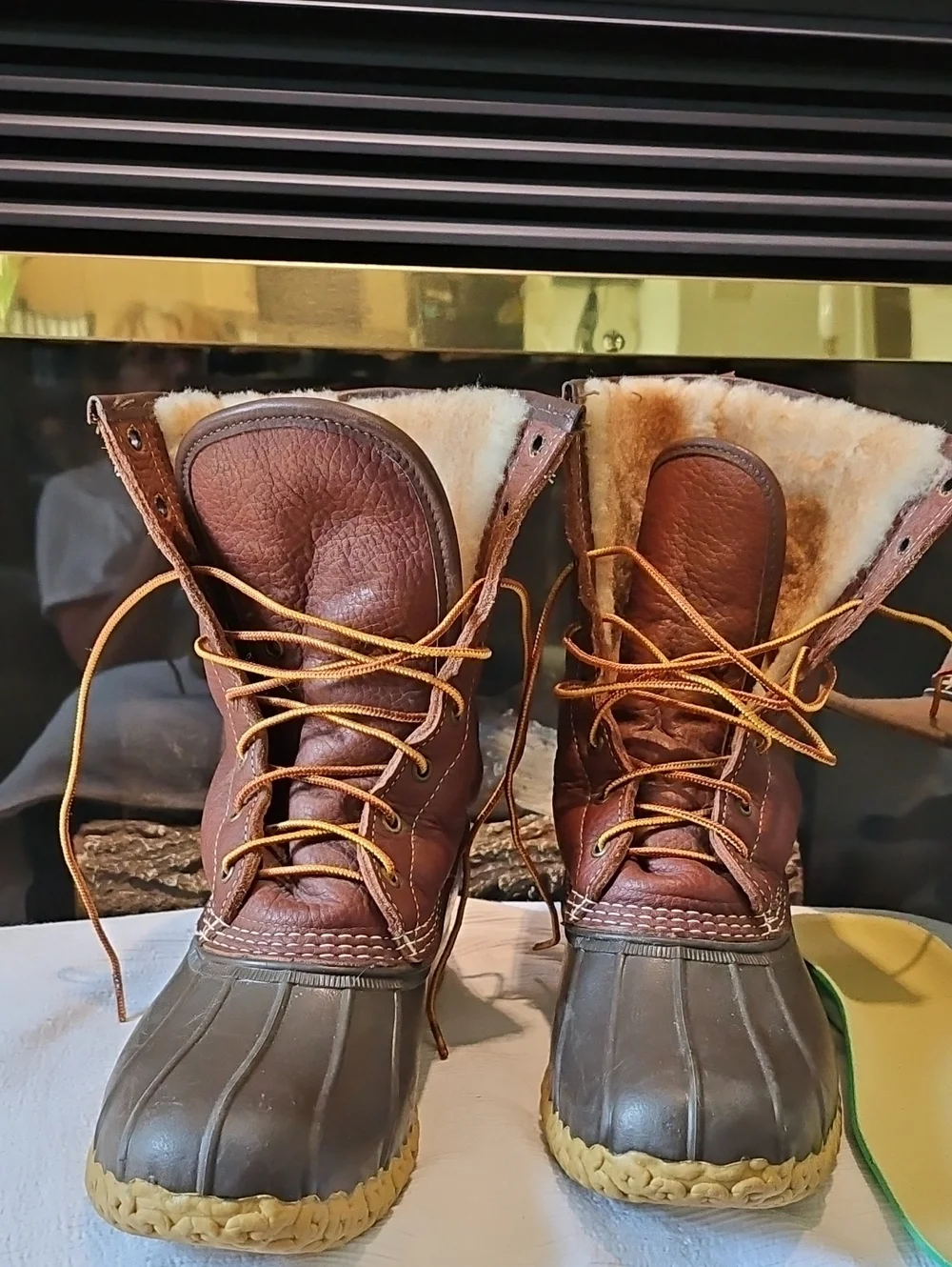 L.L. Bean Duck Boots Men' Size 11 With Shearling Lining Excellent Condition
